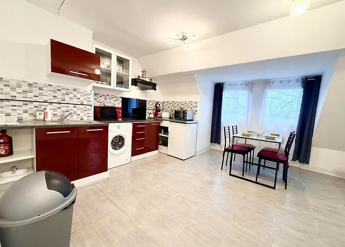 Aux Trois Ferries - Vue Port Apartment