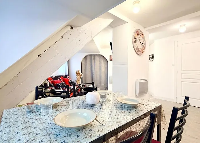 Aux Trois Ferries - Vue Port