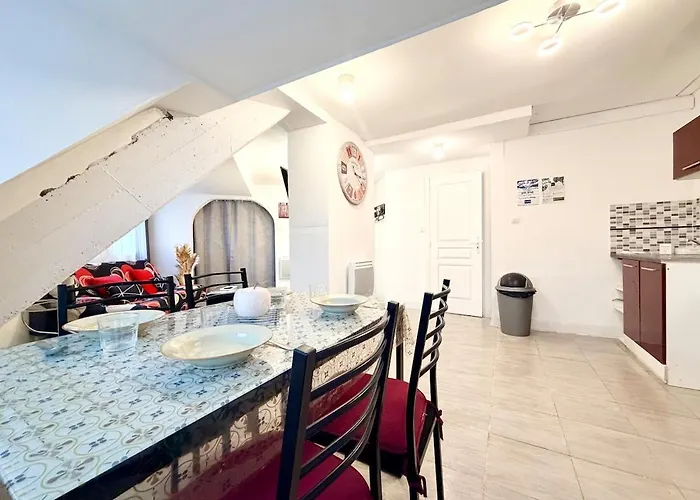 Aux Trois Ferries - Vue Port