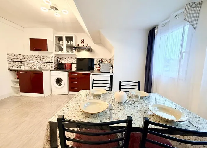 Aux Trois Ferries - Vue Port Appartamento *