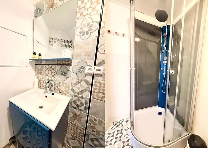 Aux Trois Ferries - Vue Port * Calais